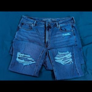 American Eagle Comfort Stretch Waistband Mom Jeans